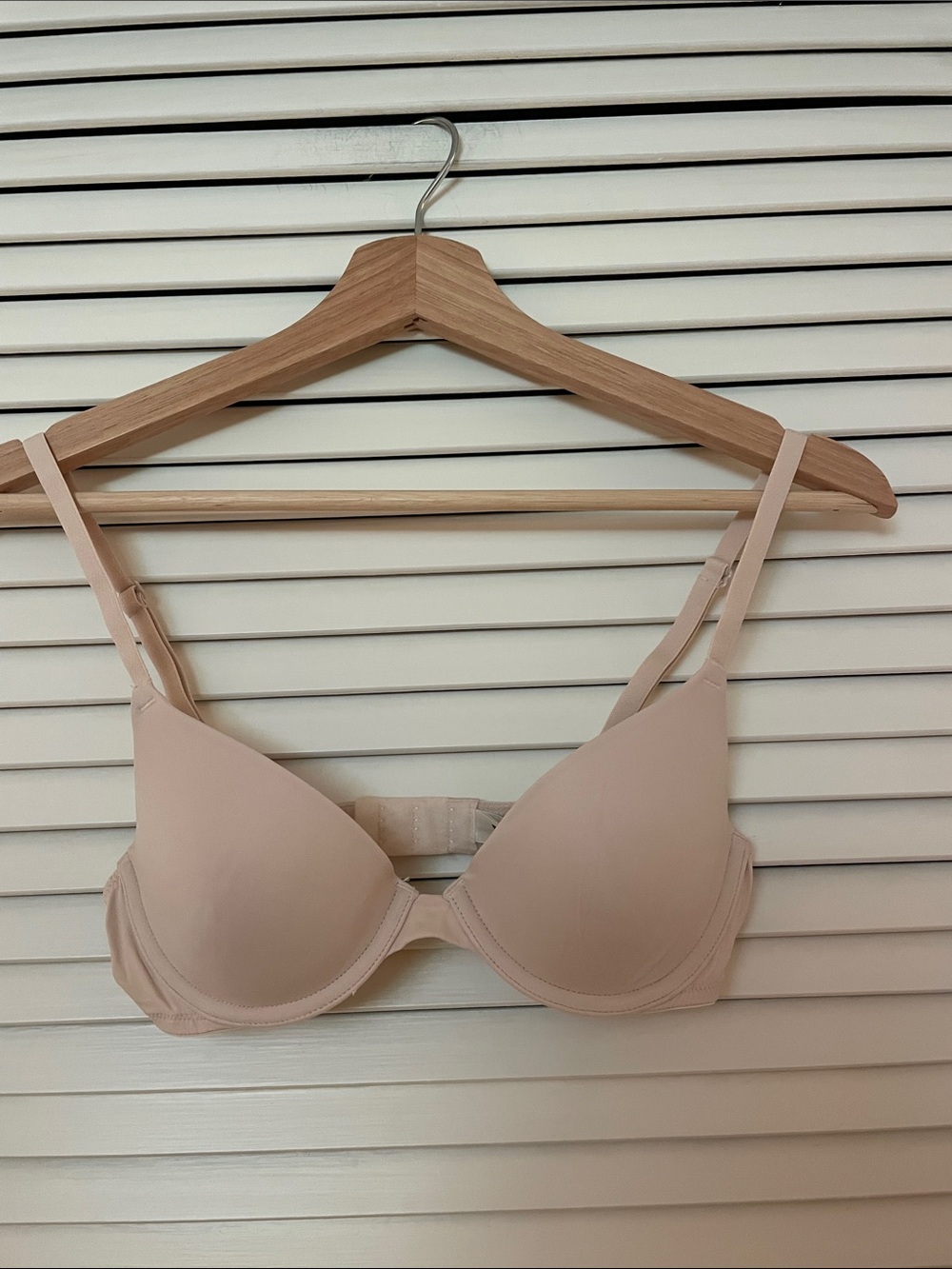 PINK Victoria's Secret Light Nude T-Shirt Bra